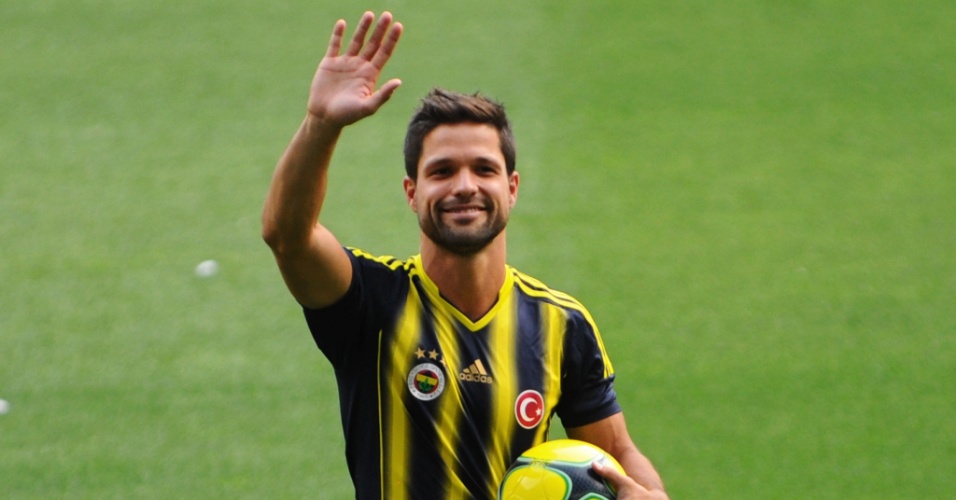Diego no Fenerbahce. Foto: Divulgação / Internet